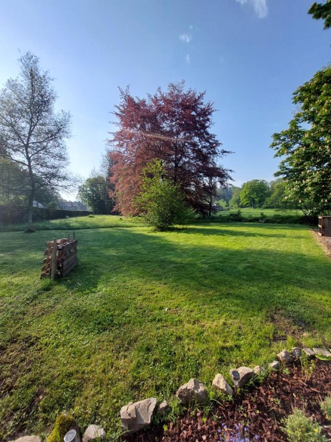 Au Doux Chardon Bed & Breakfast Durbuy Bagian luar foto