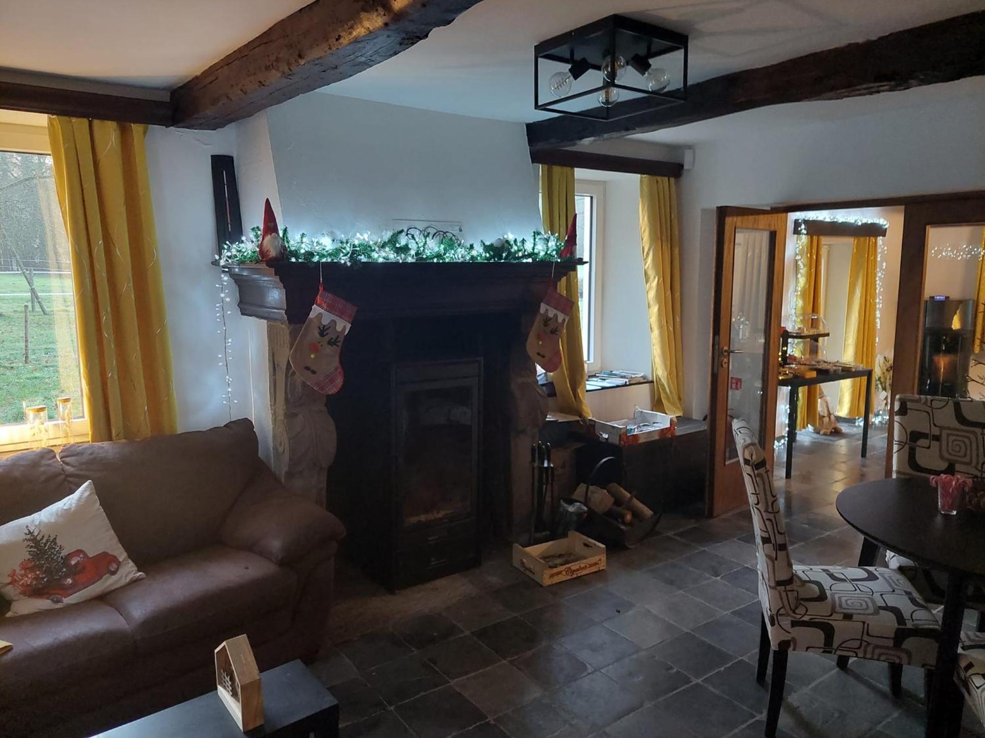 Au Doux Chardon Bed & Breakfast Durbuy Bagian luar foto